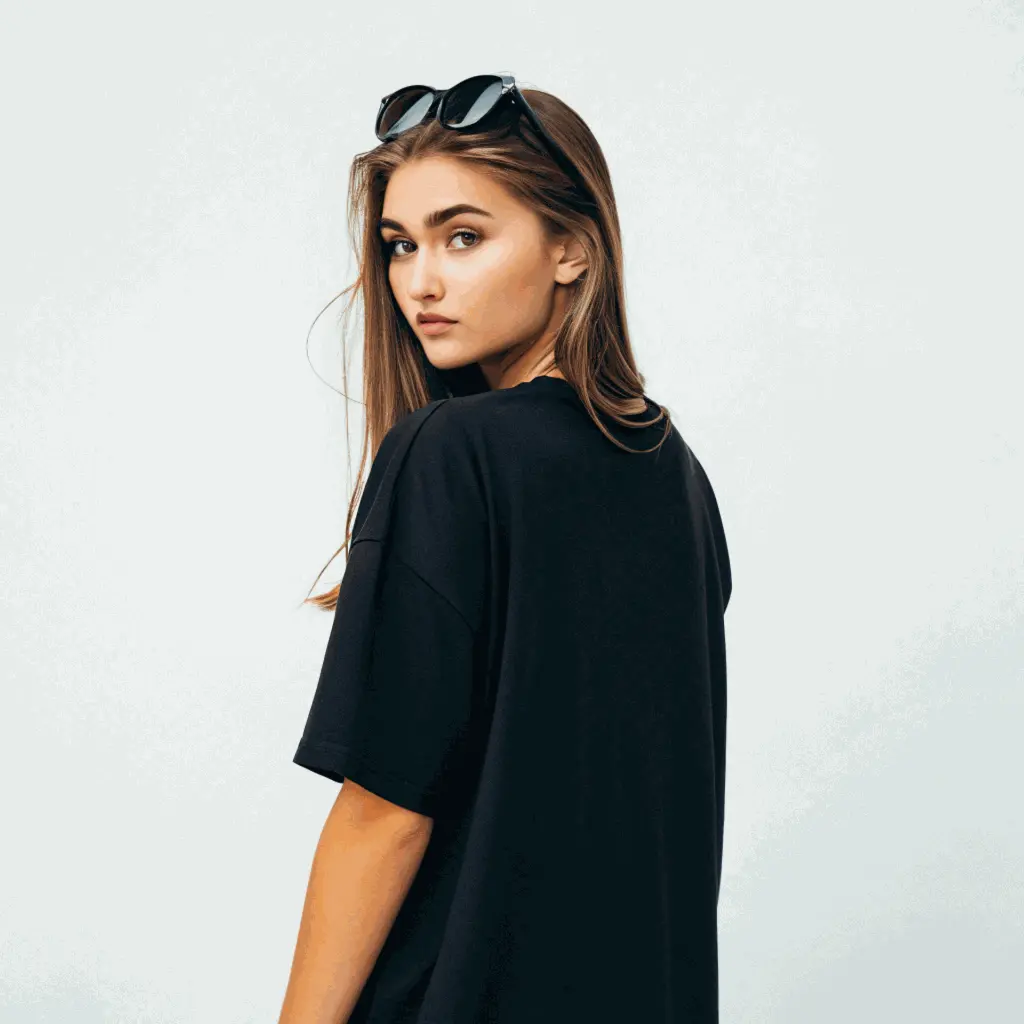 24-year-genz-girl-wear-black-colour-oversized-t-sh (4).webp